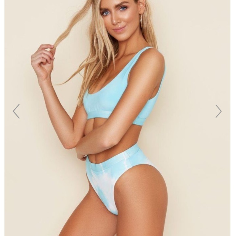 Dippin Daisy’s Crystal Tie Dye Bikini Set